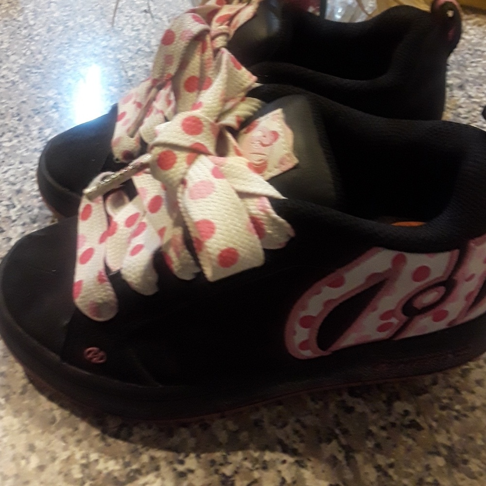 Heelys size sneakers